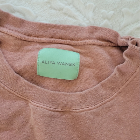 Aliya Wanek Sweatshirt - Picture 5 of 7